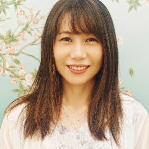 刘　佳（リュウ 　先生）